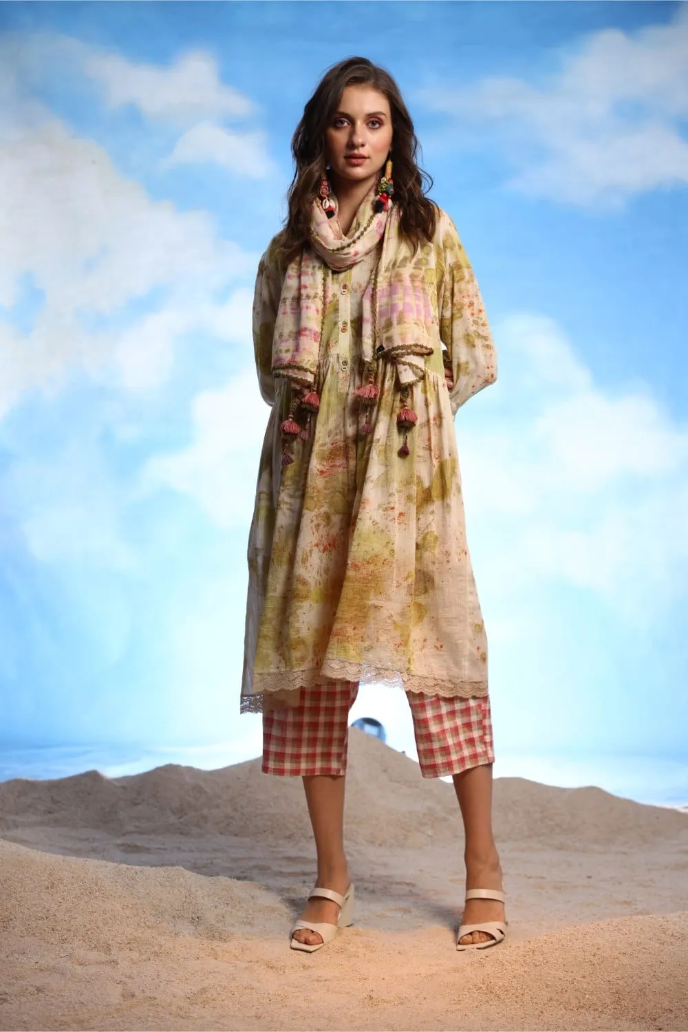 BAND COLLAR FLARE ECO PRINT DRESS   PANTS   STOLE