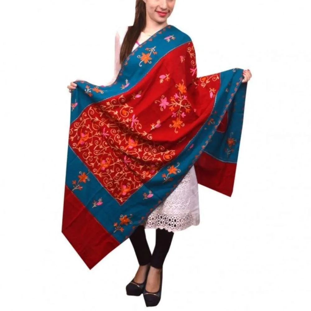 Elegant Red And Green Colour Contrast Wollen Stole Of Kashmiri Aari Work