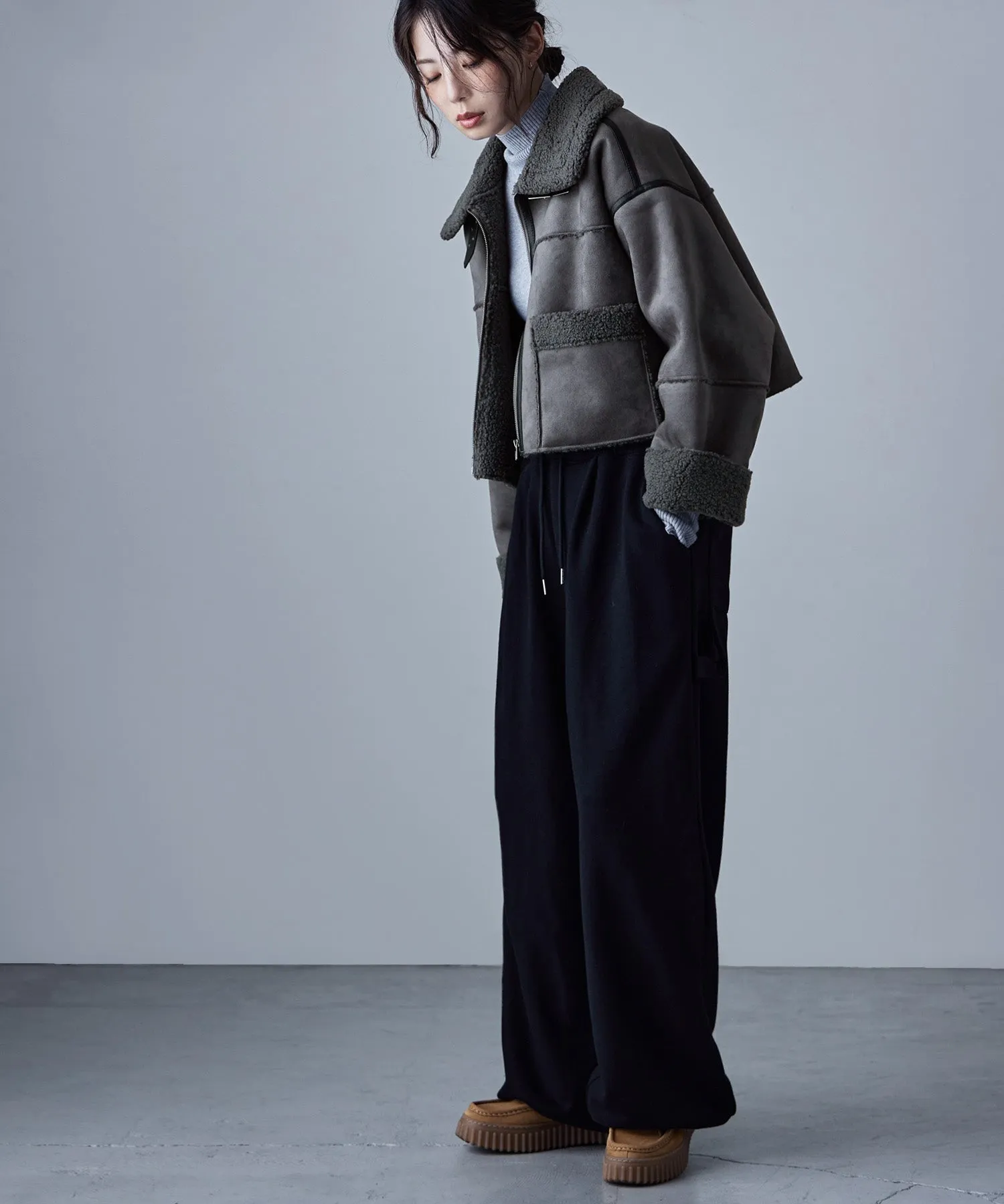 Fake mouton short flight jacket