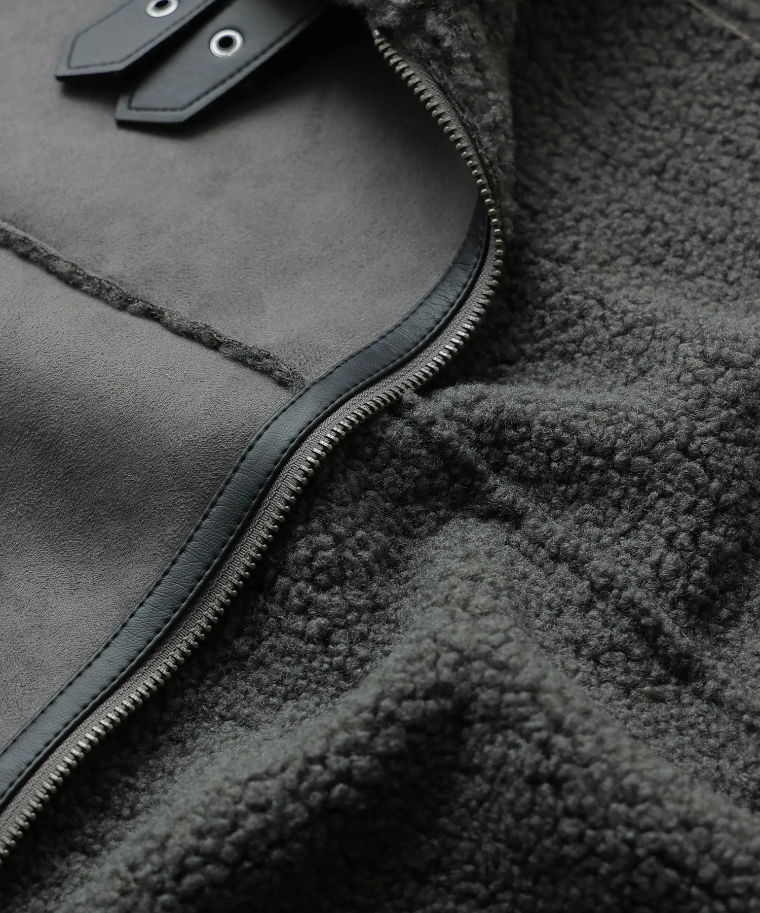 Fake mouton short flight jacket
