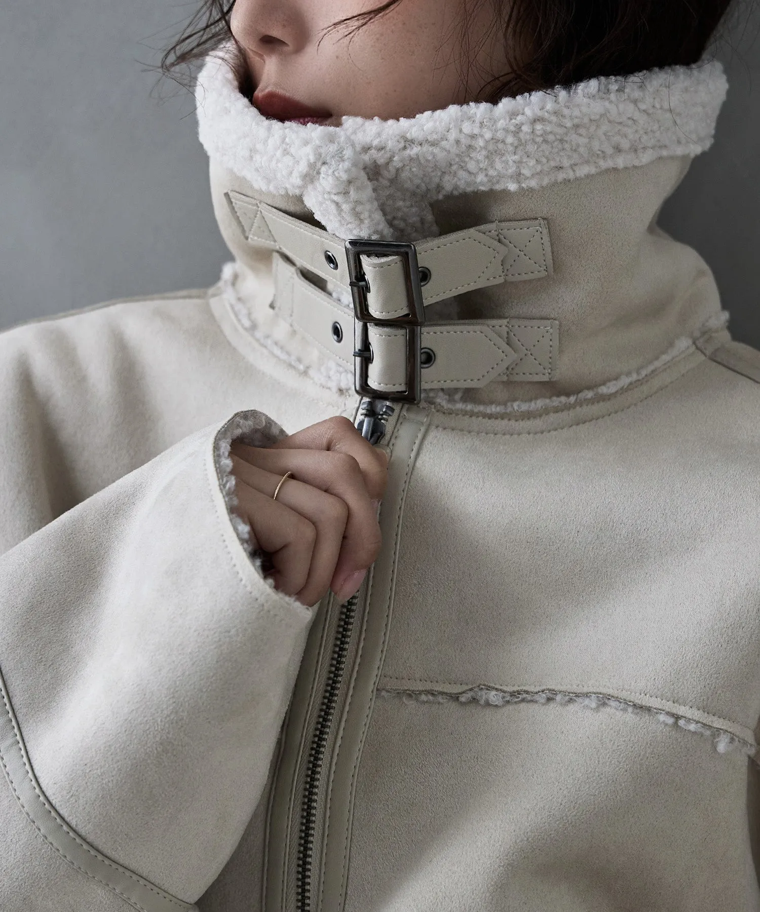 Fake mouton short flight jacket