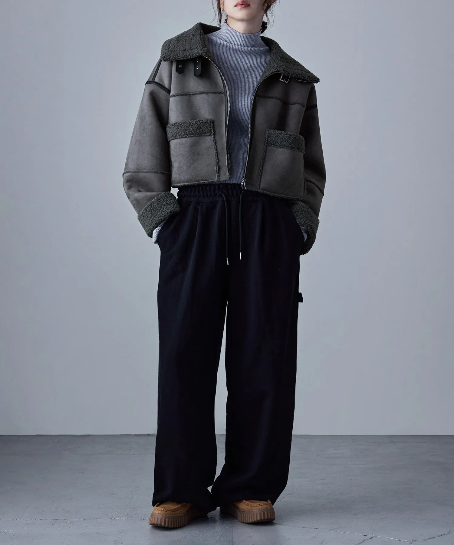 Fake mouton short flight jacket