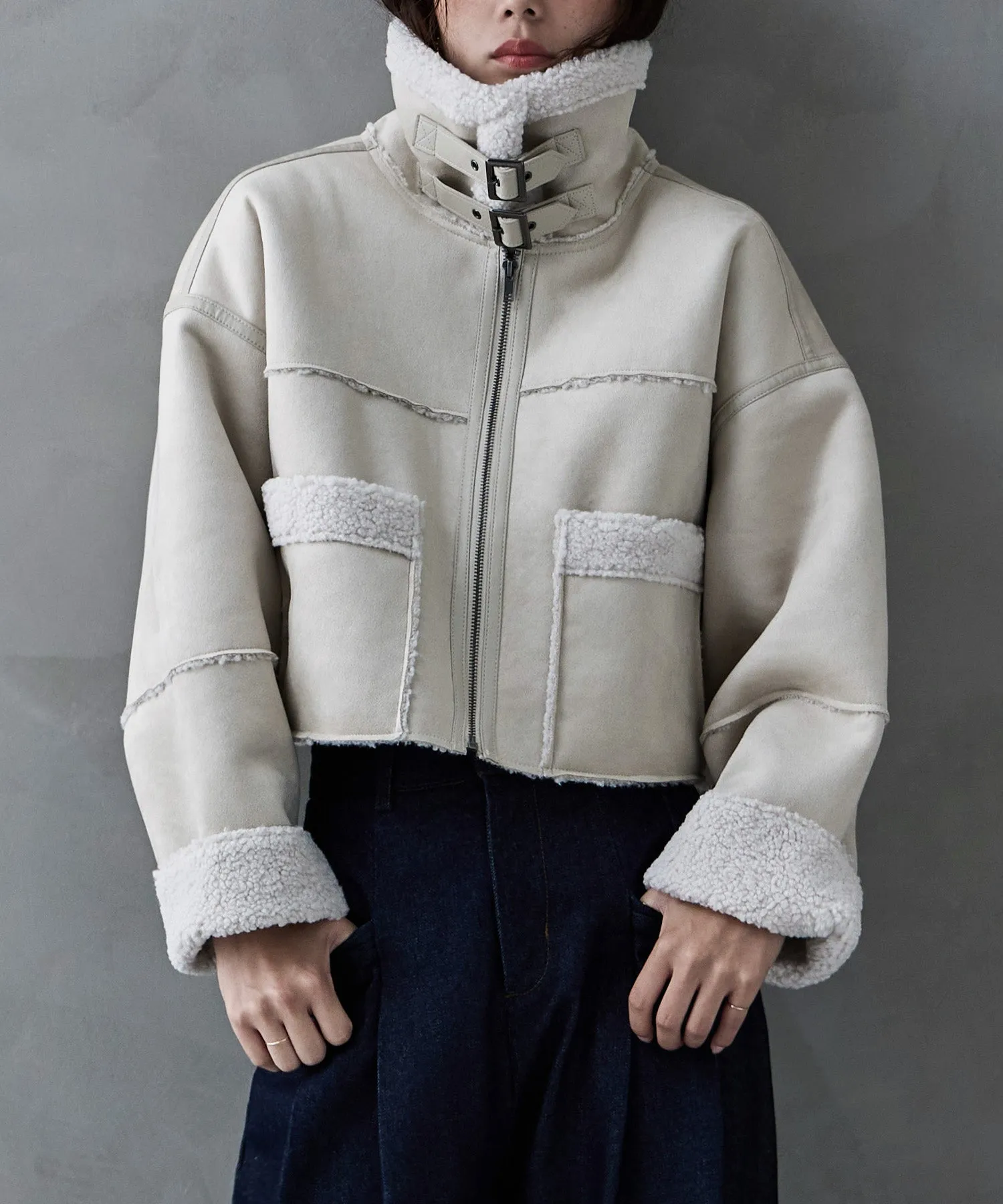 Fake mouton short flight jacket