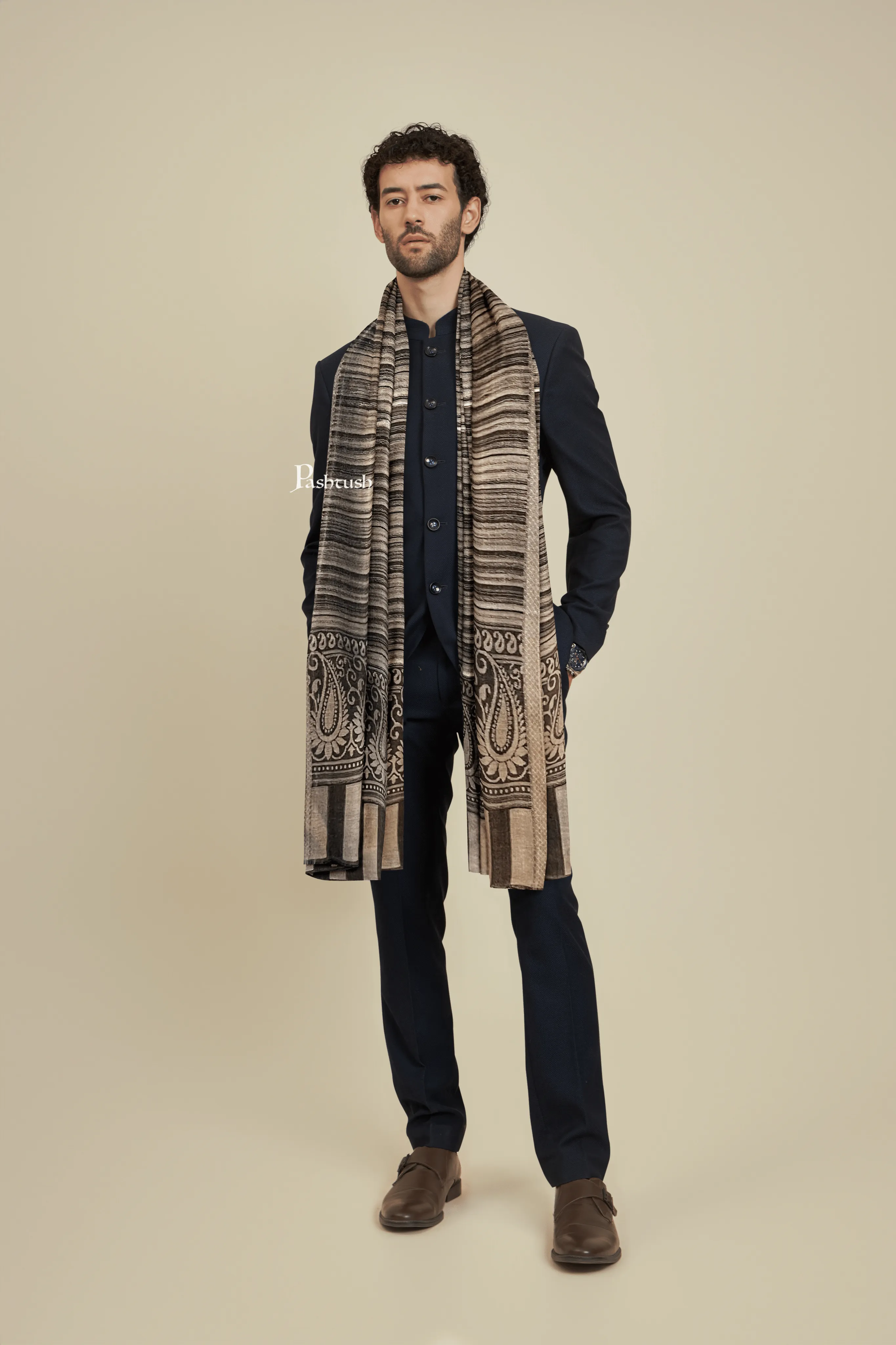 Pashtush Mens Bamboo Scarf, Woven Paisley Soft And Natural, Black
