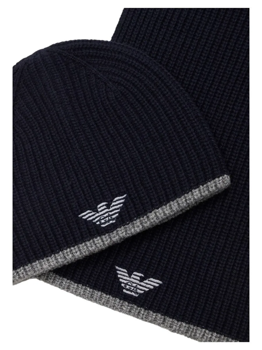Set cappello e sciarpa con ricamo aquila
