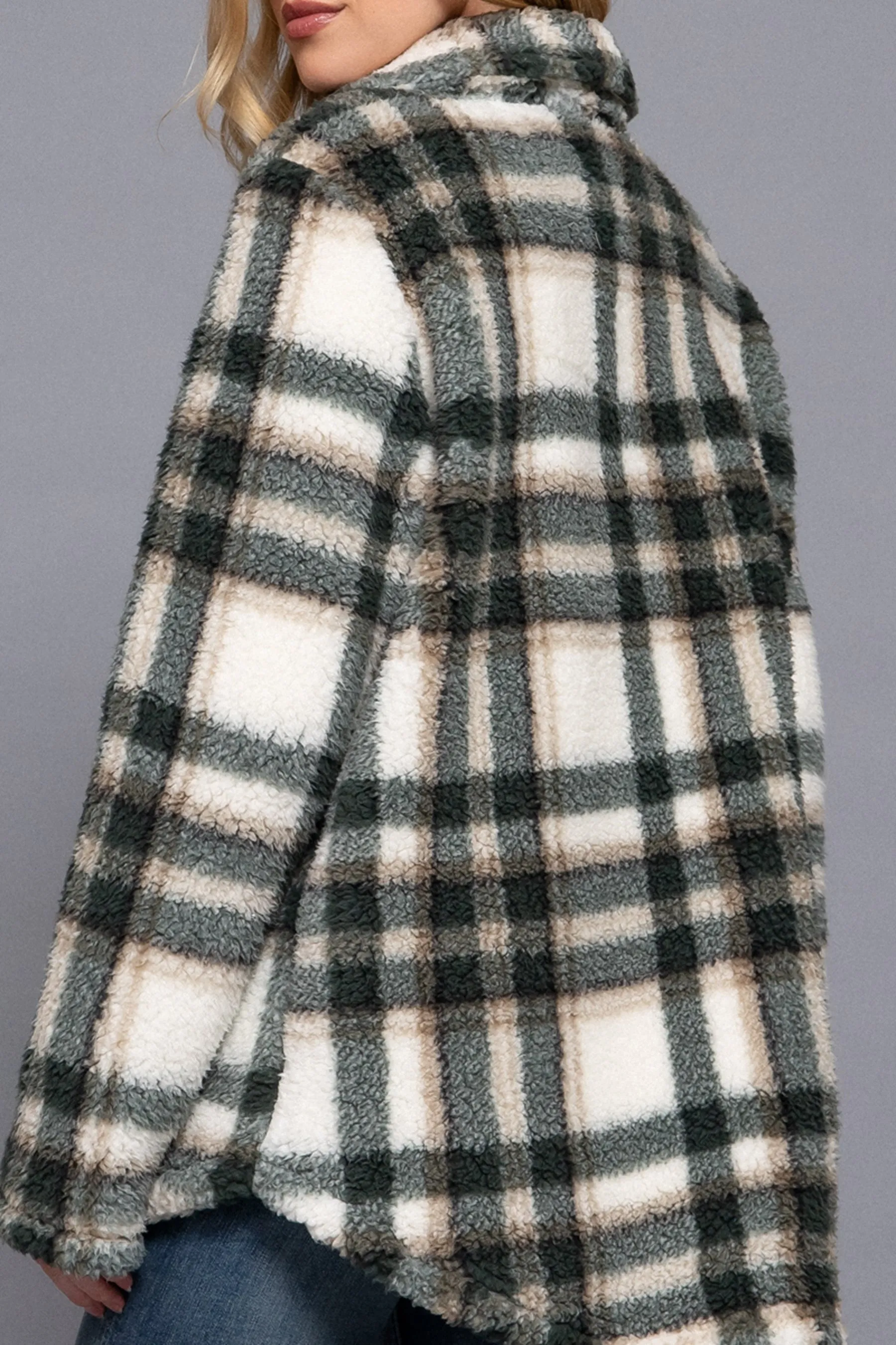 Women's Button Down Oversized Printed Faux Fur Jacket - Long Sleeve, Polyester